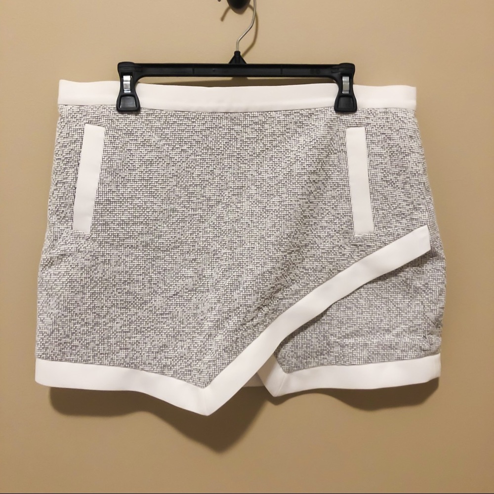 Banana Republic Skirt - size 12